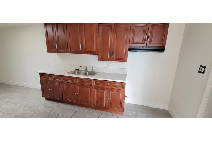 $2500 : Casa de 2 Recamaras image 2