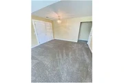 $1900 : Rental property with 3 bedro thumbnail