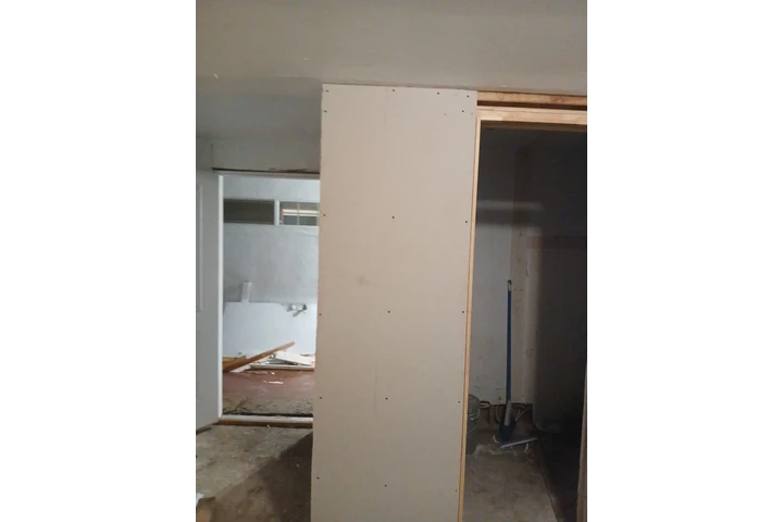 Electricista y demolición image 6