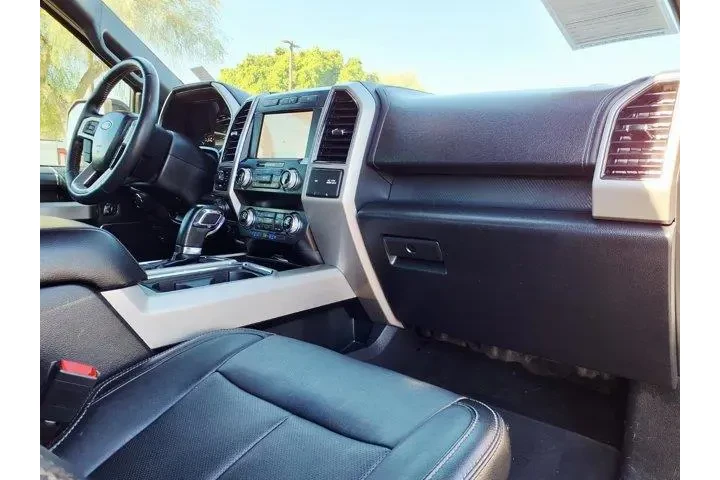 $32943 : Ford F-150 2020 4x4 Lariat 4 image 10