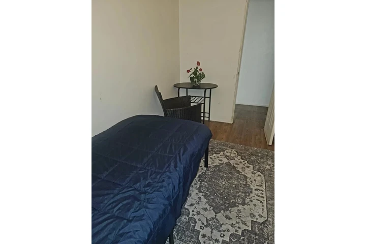 $750 : Cerca a Centro de Los Angeles image 1