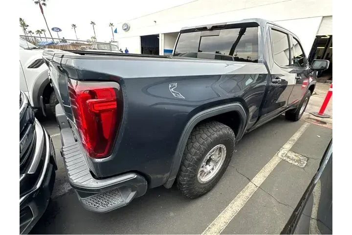 $40000 : GMC Sierra 1500 2021 4x4 AT4 image 5