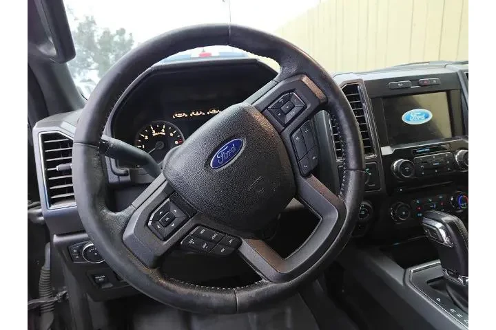 $25179 : Ford F-150 2018 4x2 Lariat 4 image 8