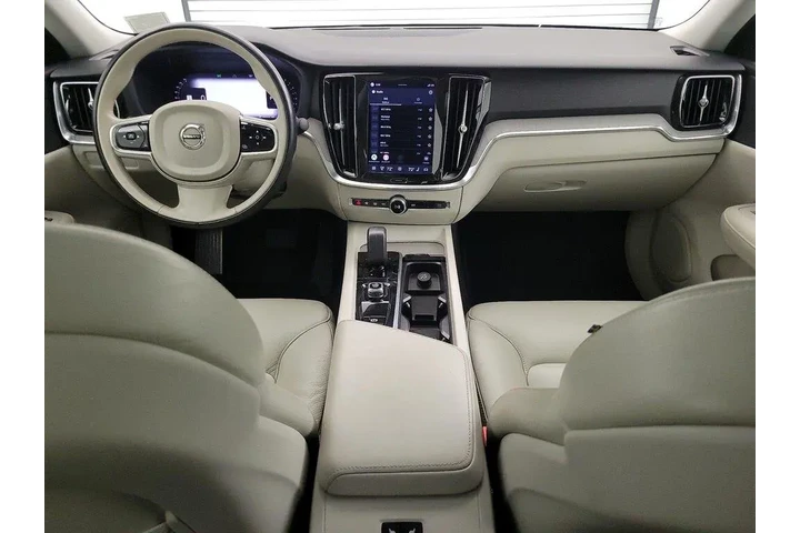 $23998 : Volvo S60 2024 B5 Plus Dark image 9