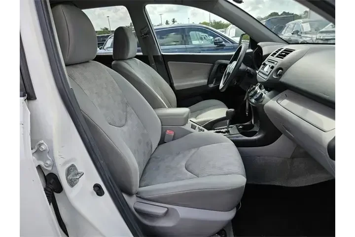 $10790 : Toyota RAV4 2012 Base 4dr SU image 10