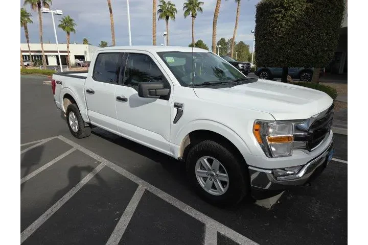 $39133 : Ford F-150 2022 4x4 XLT 4dr image 2