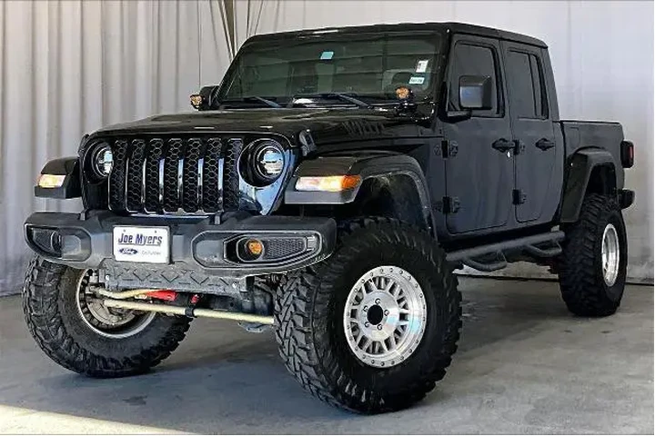 $32991 : Jeep Gladiator 2023 4x4 Spor image 2
