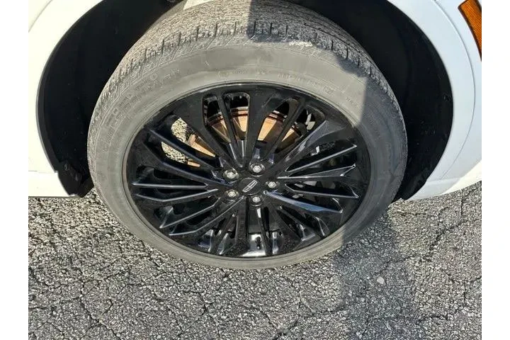 $33892 : Lincoln Corsair 2023 AWD Res image 9