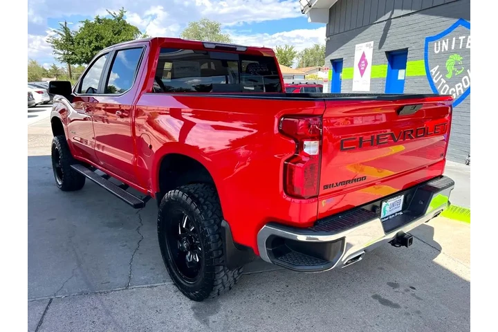 2020 Silverado 1500 LT Crew C image 7