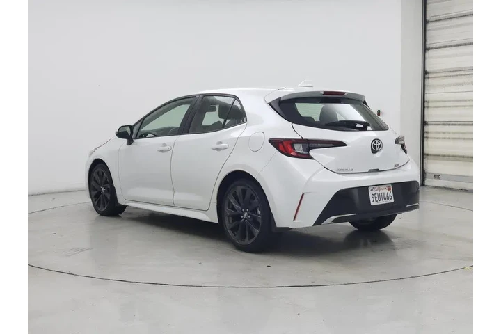 $25998 : Toyota Corolla Hatchback 202 image 2
