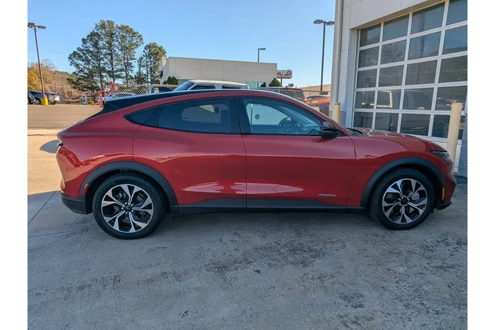 $30056 : Ford Mustang Mach-E 2024 Sel image 3