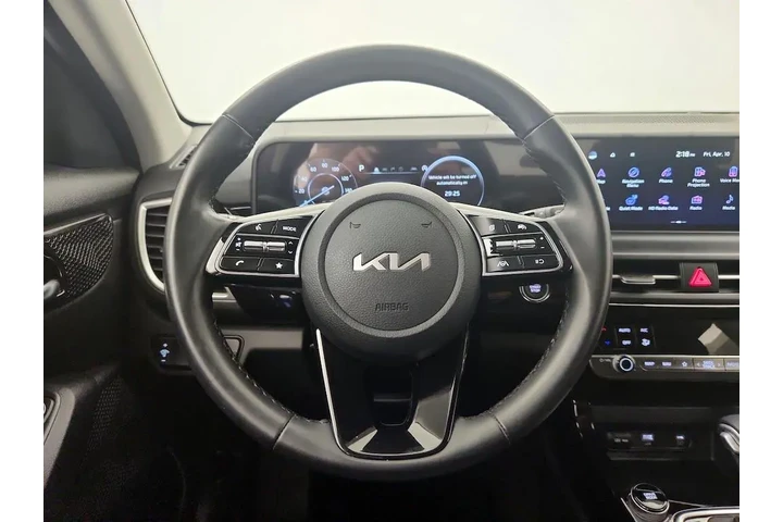 $22998 : Kia Seltos 2024 S 4dr SUV image 10