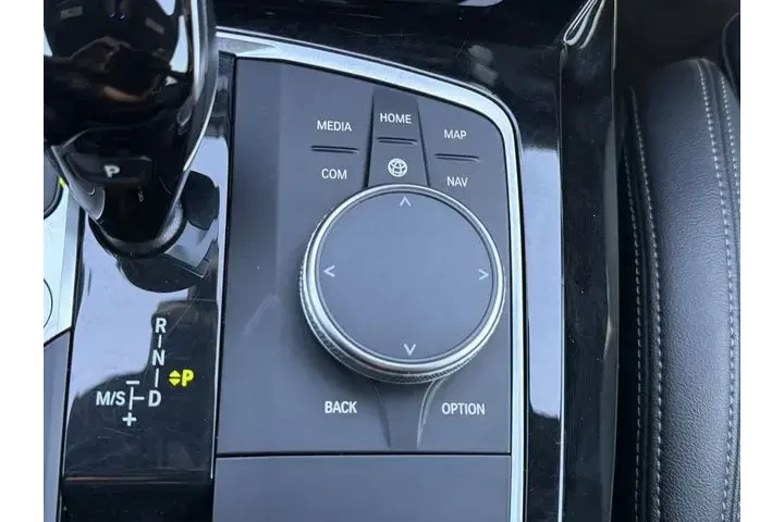 $30082 : BMW X3 2024 sDrive30i 4dr Sp image 9