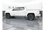 $39943 : Toyota Tacoma 2024 4x4 TRD S thumbnail