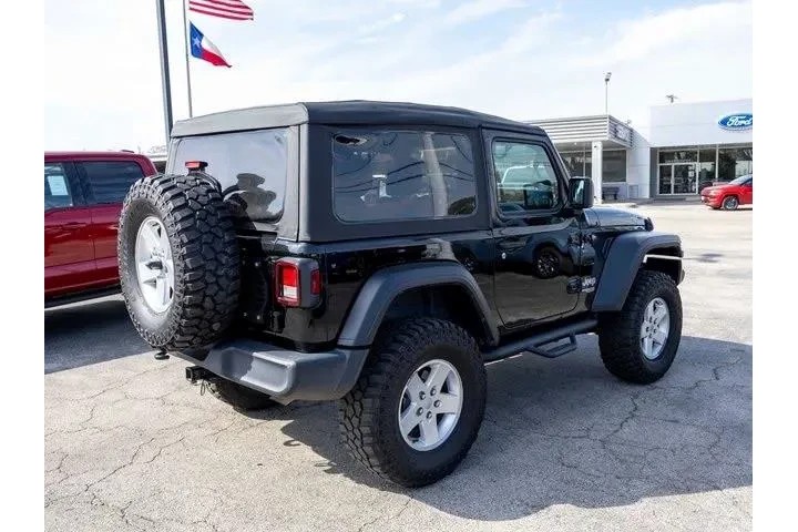 $26250 : Jeep Wrangler 2021 4x4 Sport image 5