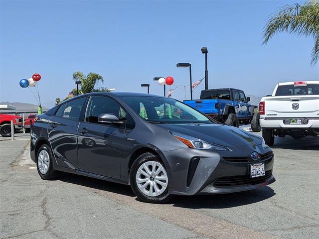 $20995 : 2022 Prius image 2