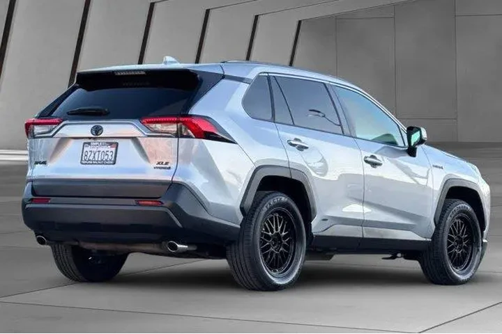 $28000 : Toyota RAV4 Hybrid 2020 AWD image 4