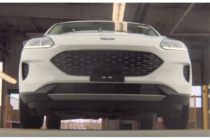 $18476 : Ford Escape 2022 AWD SE 4dr image 3