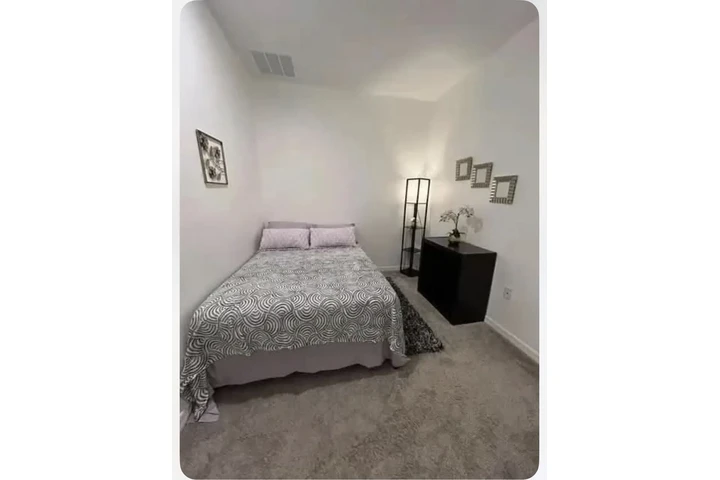 $650 : Habitación en alquiler image 3
