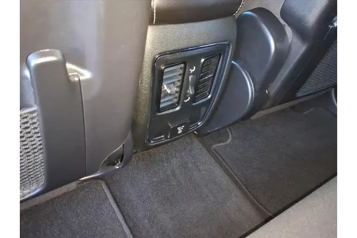 $26995 : Jeep Grand Cherokee 2021 4x4 image 9