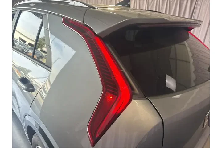 $19999 : Kia Niro EV 2023 Wind 4dr Cr image 9