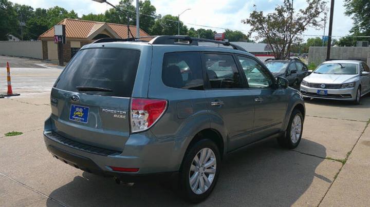 $8999 : 2011 Forester 2.5X Premium image 7