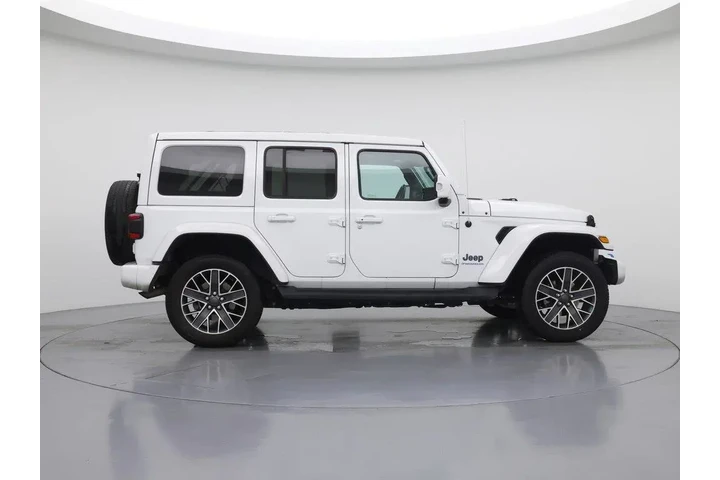 $34998 : Jeep Wrangler 2023 4x4 Sahar image 7