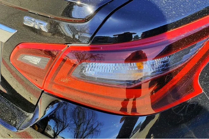 $12269 : Nissan Altima 2017 2.5 SR 4d image 5