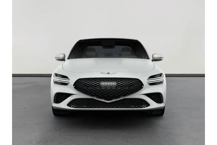 Genesis G70 2025 AWD 2.5T Sp image 6