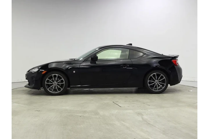 $22998 : Toyota 86 2017 2dr Coupe 6A image 3
