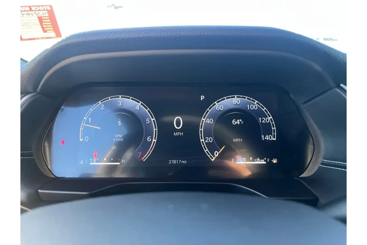 Jeep Grand Cherokee 2024 4x4 image 10