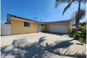 Fully upgraded 3 bedroom 2 br