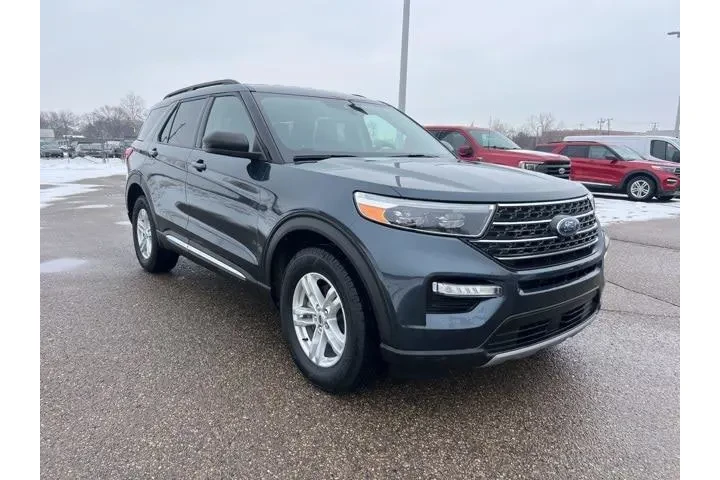 $28644 : Ford Explorer 2022 AWD XLT 4 image 3