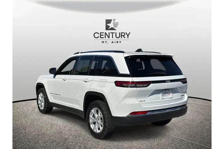 $31500 : Jeep Grand Cherokee 2023 4x4 image 4