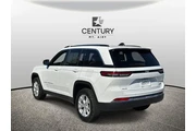 $31500 : Jeep Grand Cherokee 2023 4x4 thumbnail