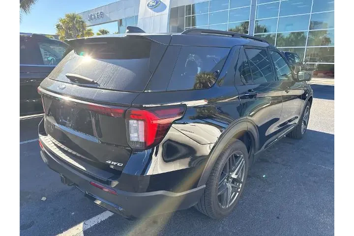 $39997 : Ford Explorer 2025 AWD ST-Li image 5