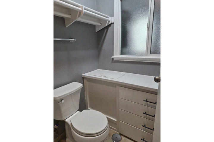 $2300 : Rento departmento 2brm. image 8