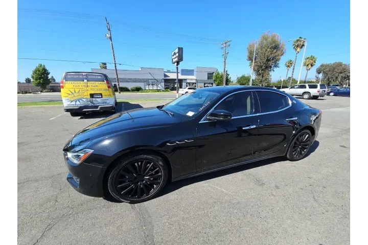 $31984 : Maserati Ghibli 2021 4dr Sed image 1