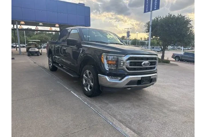 $35988 : Ford F-150 2021 4x4 XL 4dr S image 2