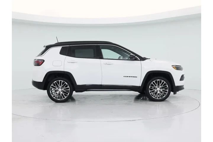$25998 : Jeep Compass 2023 4x4 Limite image 7