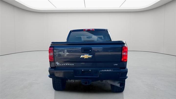 2015 Silverado 2500HD HEAVY D image 7