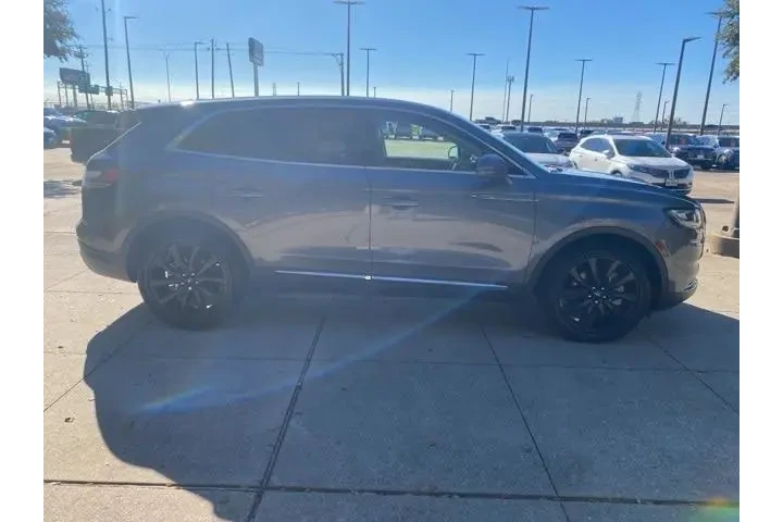 $29980 : Lincoln Nautilus 2022 Reserv image 7