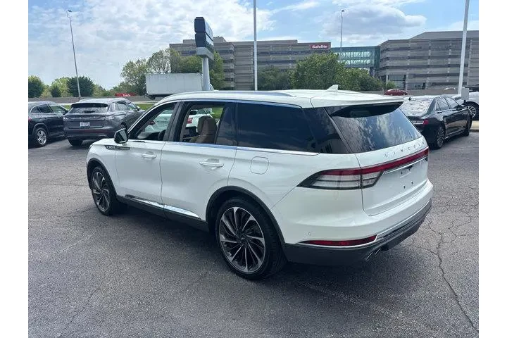 $32985 : Lincoln Aviator 2020 AWD Res image 5