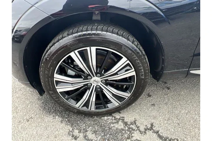 $36500 : Volvo XC60 Recharge 2023 eAW image 9