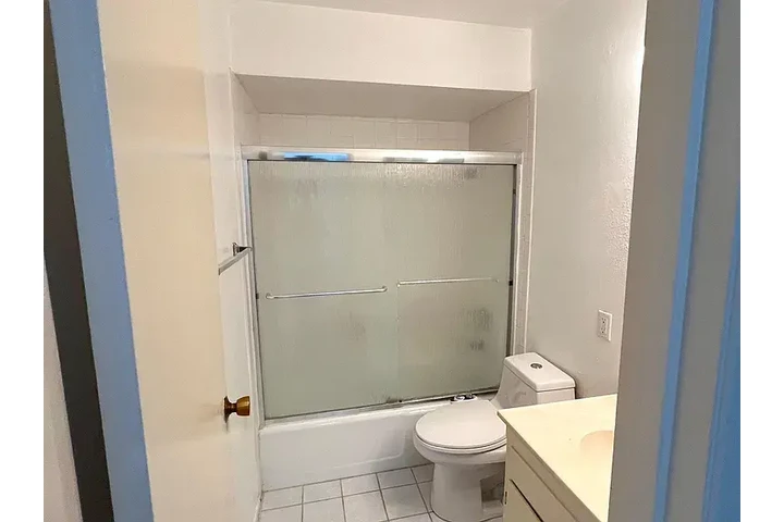 $2795 : Apartment For Rent image 6