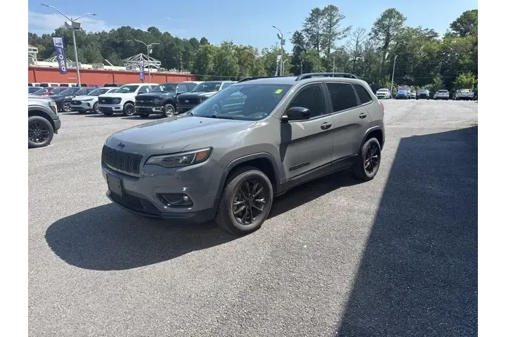 Jeep Cherokee 2023 4x4 Altit image 1