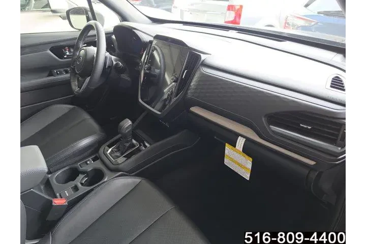 $37447 : Subaru Forester 2025 AWD Lim image 10