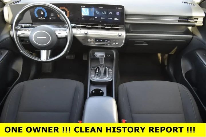 $18783 : Hyundai KONA 2024 SEL 4dr Cr image 2