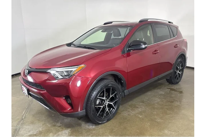 $21689 : Silver Certified2018 RAV4 SE image 10