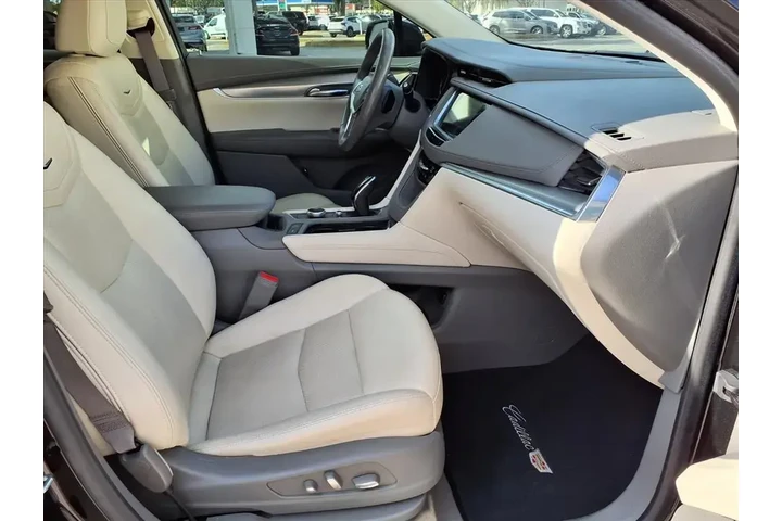 $28461 : Cadillac XT5 2021 Premium Lu image 9